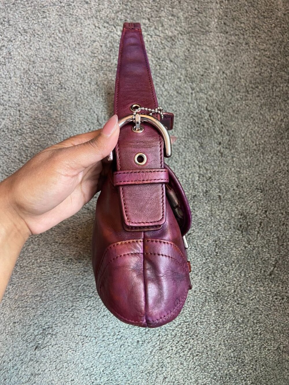 Vintage Coach Y2K Mini Soho Buckle Flap Shoulder Bag- 9247, Burgundy/Wine - Picture 4 of 15